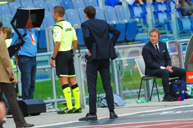 İtalyan Futbol Serisi A Erkekler Şampiyonası Romanlar Çagliari 'ye Karşı