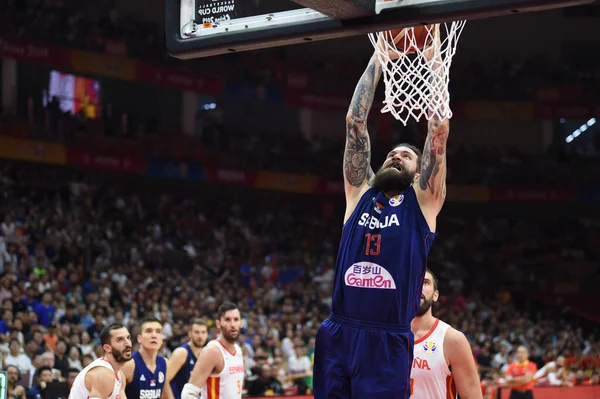 Equipos Internacionales de Baloncesto Copa Mundial de Baloncesto de China 2019 - España vs Serbia — Foto de Stock