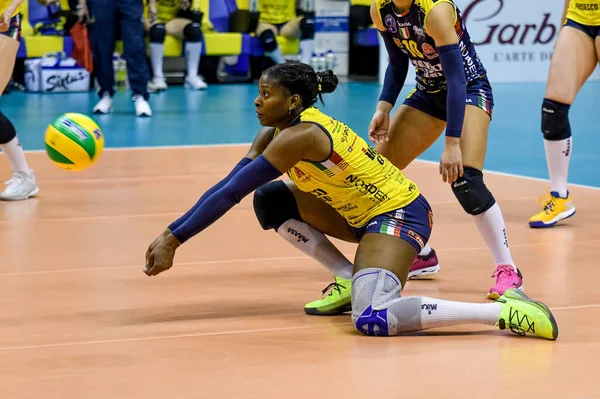 Voleybol Şampiyonları Ligi Kadınlar Imoco Volley Conegliano - Eczacibasi İstanbul - Çeyrek Final — Stok fotoğraf