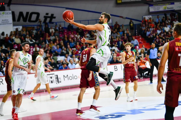 Μπάσκετ Eurocup Πρωτάθλημα Umana Reyer Βενετία vs Tofas Bursa — Φωτογραφία Αρχείου