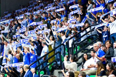 İtalya Basketbol Şampiyonası De Longhi Treviso Basket Umana Reyer Venezia 'ya karşı