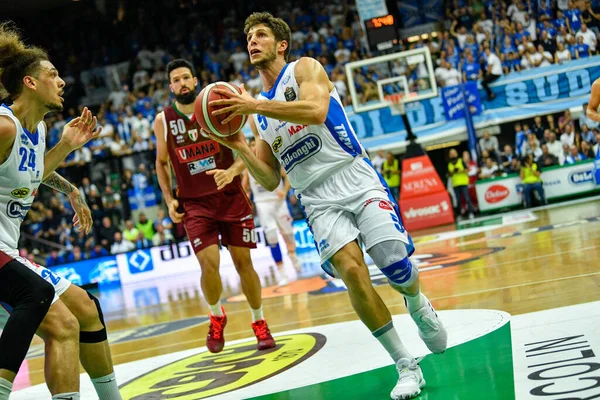 Baloncesto italiano A Serie Championship De Longhi Treviso Basket vs Umana Reyer Venezia — Foto de Stock