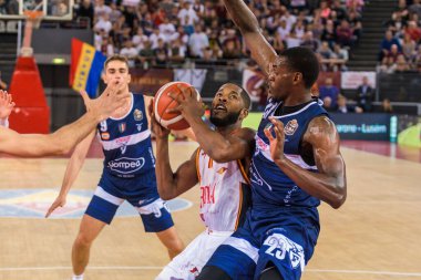 İtalyan Basketbolu A Serie Şampiyonası Virtus Roma 'ya karşı Kırk Bologna