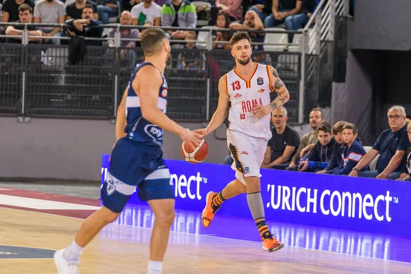 Baloncesto italiano Serie A Campeonato Virtus Roma vs Fortitudo Bolonia — Foto de Stock