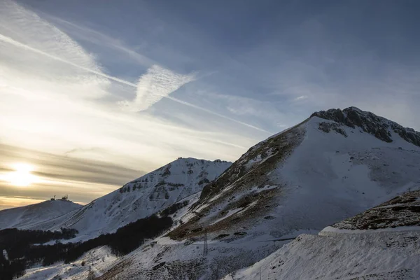 Terminillo Berg Snö Terminillo Berget Solnedgången Vid Terminillo Berget Rieti — Stockfoto