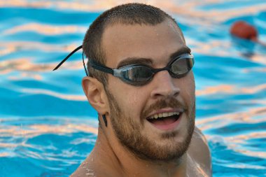 Gianmarco nicosia (İtalyanca) İtalya 'nın siracusa kentindeki Caldarella Havuzu' ndaki İtalyan Waterpolo Takımı Kolej Eğitimi sırasında (İtalyanca) - LM / Maria Angela Cinardo