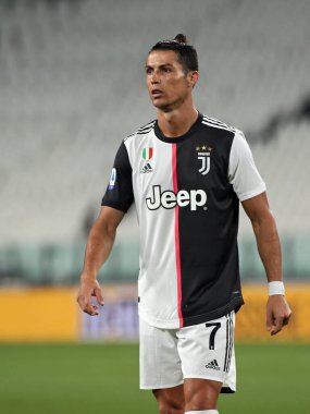Napoli 'den Jose Callejon, SSC Napoli ile AS Roma arasındaki Serie A TIM maçında ilk golünü attıktan sonra, 5 Temmuz 2020' de San Paolo Stadyumu Fotoğraf: LPS / MARCO IORIO / LM    