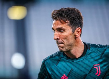 Juventus 'lu Gianluigi Buffon, 11 Temmuz 2020 tarihinde İtalya' nın başkenti Torino 'daki Allianz Stadyumu' nda Juventus ile Atalanta BC arasında oynanan 2019 / 20 karşılaşmasında - Fotoğraf: Fabrizio Carabelli / LM