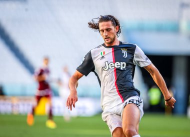 Serie A 2019 / 20 karşılaşmasında Juventus 'lu Adrien Rabiot Torino FC ile Torino FC arasında 4 Temmuz 2020' de Torin 'in Allianz Stadyumu' nda oynanan maçta - Fotoğraf: Fabrizio Carabelli / LM
