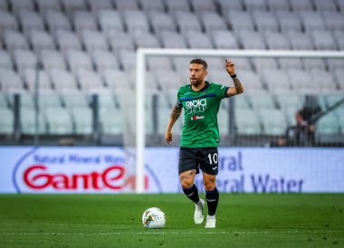 Atalanta BC 'den Alejandro Gomez, 11 Temmuz 2020 tarihinde İtalya' nın Torino şehrindeki Allianz Stadyumu 'nda Juventus ile Atalanta BC arasında oynanan 2019 / 20 karşılaşmasında - Fotoğraf: Fabrizio Carabelli / LM