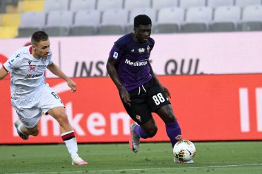ACF Fiorentina - Cagliari calcio marko rog karşı mücadele acf fiorentina Alfred Duncan Floransa, İtalya, Temmuz 08 2020 - LM / Matteo Papini