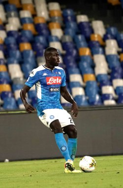 Napoli 'nin kalidou koulibaly' si Napoli vs Spal sırasında Napoli, İtalya 'daki San Paolo Stadyumu' nda, 28 Haziran 2020 - LM / Marco Iorio