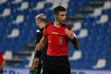 Sassuolo, Hellas Verona 'ya karşı Reggio Emilia, İtalya' da 28 Haziran 2020 'de oynanan davada Olbia' dan hakem Marco Giua