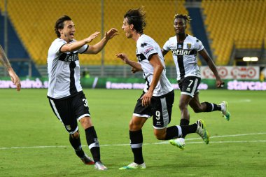 Roberto inglese (parma) ve matteo darmian (parma), Parma vs Bologna maçında 12 Temmuz 2020 - LM / Alessio Tarpini