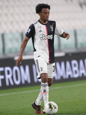 Napoli 'den Jose Callejon, SSC Napoli ile AS Roma arasındaki Serie A TIM maçında ilk golünü attıktan sonra, 5 Temmuz 2020' de San Paolo Stadyumu Fotoğraf: LPS / MARCO IORIO / LM    