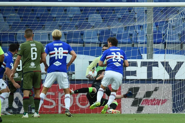 Manolo Gabbiadini Sampdoria Marca Gol Durante Sampdoria Cagliari Genova Italia — Foto de Stock