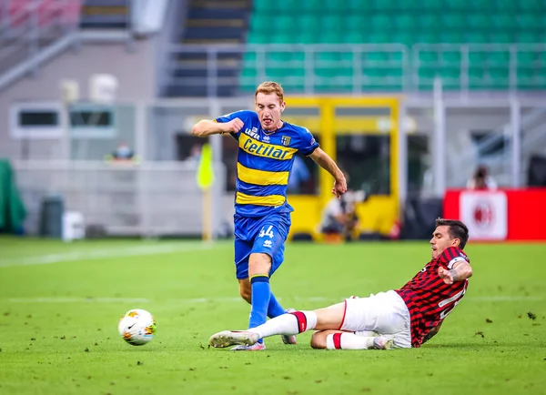 Dejan Kulusevski Von Parma Calcio Kämpft Während Des Serie Spiels — Stockfoto