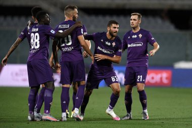 Acf fiorentina takımından Patrick Cutrone, 19 Temmuz 2020 'de İtalya' nın Floransa kentindeki Artemio Franchi Stadyumu 'nda Fiorentina-Torino maçında attığı golü kutluyor - LM / Matteo Papini