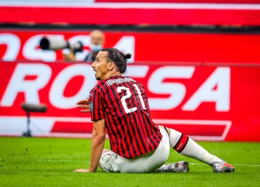 AC Milan 'dan Zlatan Ibrahimoviç, 15 Temmuz 2020' de San Siro Stadyumu 'nda AC Milan ile Parma Calcio arasında oynanan 2019 / 20 karşılaşmasında - Fotoğraf: Fabrizio Carabelli / LM