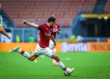 AC Milan 'dan Giacomo Bonaventura 15 Temmuz 2020' de San Siro Stadyumu 'nda AC Milan ile Parma Calcio arasında oynanan 2019 / 20 karşılaşmasında - Fotoğraf: Fabrizio Carabelli / LM