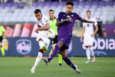 Torino FC 'den Alejandro Berenguer, 19 Temmuz 2020' de İtalya 'nın Floransa kentindeki Artemio Franchi Stadyumu' nda Fiorentina 'ya karşı Torino davasında Erick fiorentina pulgarına karşı harekete geçti - LM / Matteo Papini