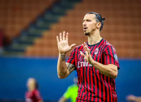 AC Milan 'dan Zlatan Ibrahimoviç, 15 Temmuz 2020' de San Siro Stadyumu 'nda AC Milan ile Parma Calcio arasında oynanan 2019 / 20 karşılaşmasında - Fotoğraf: Fabrizio Carabelli / LM
