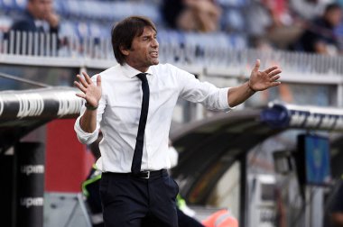 Antonio Conte, 25 Temmuz 2020 'de Cenova, İtalya' daki Cenova-FC Internazionale davasındaki FC jestlerinin yöneticisi - LM / Matteo Papini
