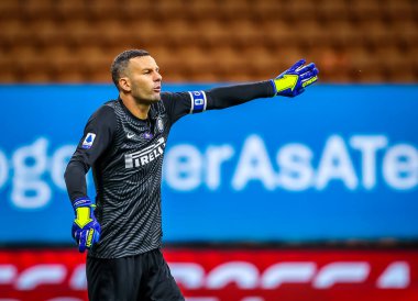 FC Internazionale 'den Samir Handanoviç, 28 Temmuz 2020 tarihinde San Siro Stadyumu' nda FC Internazionale ile SSC Napoli arasında oynanan 2019 / 20 karşılaşmasında - Fotoğraf: Fabrizio Carabelli / LM