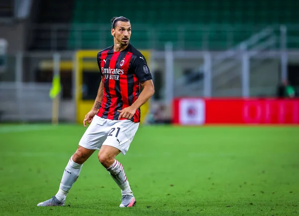 Zlatan Ibrahimovic Milan Durante Partido Serie 2019 Entre Milan Cagliari — Foto de Stock