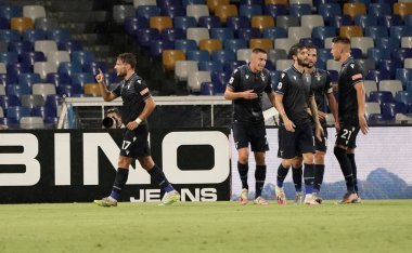 Lazio 'lu Ciro Immobile, SSC Napoli ile SS Lazio arasındaki Serie A TIM maçında 1.2020' de San Paolo Stadyumu Fotoğraf / MARCO IORIO / LM 'de attığı ilk golü kutluyor.