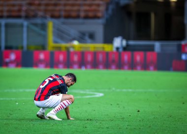 AC Milan 'dan Giacomo Bonaventura, AC Milan ile Cagliari Calcio arasında 1 Ağustos 2020 tarihinde San Siro Stadyumu' nda oynanan 2019 / 20 karşılaşmasında - Fotoğraf: Fabrizio Carabelli / LM