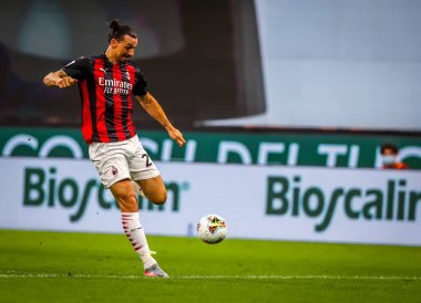 AC Milan 'dan Zlatan Ibrahimoviç, AC Milan ile Cagliari Calcio arasında 1 Ağustos 2020 tarihinde San Siro Stadyumu' nda oynanan 2019 / 20 karşılaşmasında - Fotoğraf: Fabrizio Carabelli / LM