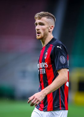 AC Milan 'dan Alexis Saelemaekers, AC Milan ile Cagliari Calcio arasında 1 Ağustos 2020 tarihinde San Siro Stadyumu' nda oynanan 2019 / 20 karşılaşmasında - Fotoğraf: Fabrizio Carabelli / LM