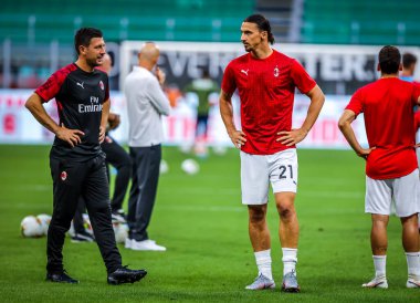 AC Milan 'dan Zlatan Ibrahimoviç, AC Milan ile Cagliari Calcio arasında 1 Ağustos 2020 tarihinde San Siro Stadyumu' nda oynanan 2019 / 20 karşılaşmasında - Fotoğraf: Fabrizio Carabelli / LM