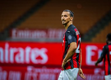 AC Milan 'dan Zlatan Ibrahimoviç, AC Milan ile Cagliari Calcio arasında 1 Ağustos 2020 tarihinde San Siro Stadyumu' nda oynanan 2019 / 20 karşılaşmasında - Fotoğraf: Fabrizio Carabelli / LM
