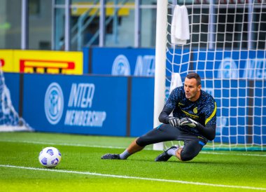 FC Internazionale 'den Samir Handanoviç, FC Internazionale - FC Internazionale - AC Pisa 1909, San Siro Stadyumu - Fotoğraf Fabrizio Carabelli / LM