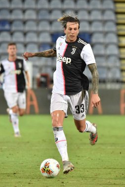 29 Temmuz 2020 - LM / Luigi Canu, İtalya 'nın başkenti Cagliari' deki Sardegna Arena 'da Juventus' a karşı açılan Cagliari maçında Juventus 'tan federico Bernardeschi