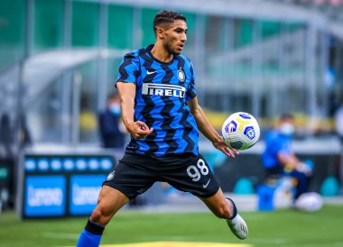 FC Internazionale 'den Achraf Hakimi FC Internazionale - FC Internazionale - AC Pisa 1909, San Siro Stadyumu - Fotoğraf Fabrizio Carabelli / LM