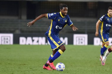 Verona, İtalya 'da Hellas Verona-AS Roma davasında adrien tameze (verona) 19 Eylül 2020 - LM / Alessio Tarpini