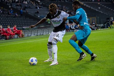 Mamadou coulibaly (Udinese calcio) ve emmanuel gyasi (spezia calcio), Udinese vs Spezia 'ya karşı Dacia Stadyumu Friuli Udine' de 30 Eylül 2020 - LM / Alessio Marini