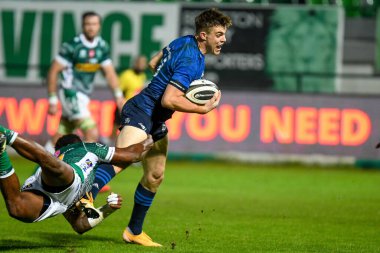 Garry ringrose (leinster) topu İtalya 'nın Treviso kentindeki Monigo Stadyumu' nda Benetton Treviso-Leinster Rugby maçında 10 Ekim 2020 - LM / Ettore Griffoni