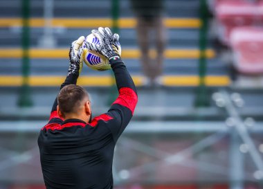 AC Milan 'dan Gianluigi Donnarumma Serie A 2020 / 21 karşılaşmasında AC Milan ile Spezia Calcio arasındaki San Siro Stadyumu, Milan, İtalya - Fotoğraf: Fabrizio Carabelli / LM