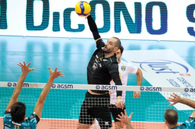 Matey Kaziyski 'nin ilk temposu - nbv verona NBV Verona' da Sir Safety Conad Perugia 'ya karşı Verona, İtalya, 11 Ekim 2020 - LM / Roberto Tommasini