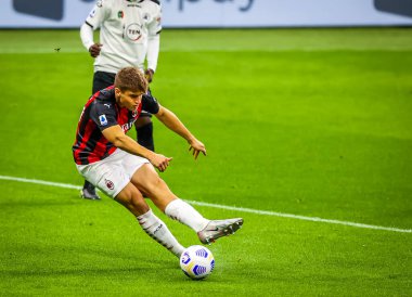 AC Milan 'dan Lorenzo Colombo, Serie A 2020 / 21 karşılaşmasında AC Milan ile Spezia Calcio arasındaki San Siro Stadyumu, İtalya - Fotoğraf: Fabrizio Carabelli / LM