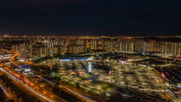 Centro comercial Mega. Moscú región ciudad de Khimki.night ciudad — Foto de Stock