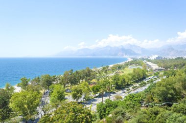 Yaz gününde Türkiye 'de Antalya ve Akdeniz manzarası