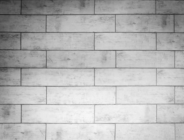 白い灰色のタイルの壁のグランジの背景 — ストック写真