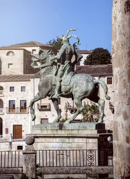 Trujillo Spain July 2018 Equestrian Statue Conquistador Francisco Pizarro Work — Stock Photo, Image