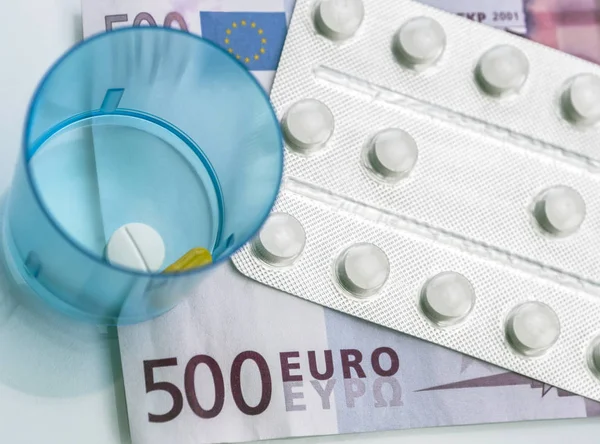 Certains Médicaments Sur Billet Euro Image Conceptuelle Copay Santé — Photo