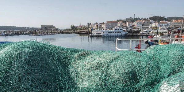 Fiskenät Panoramautsikt Över Fiskehamnen Grove Provinsen Pontevedra Spanien — Stockfoto